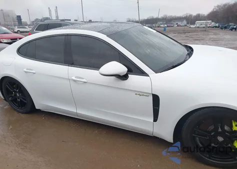 2018 Porsche Panamera E-Hybrid 4 z USA, uszkodzony, nr VIN WP0AE2A70JL177824
